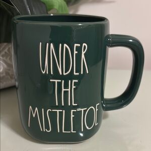 Green Ceramic Mug - Under the Mistletoe